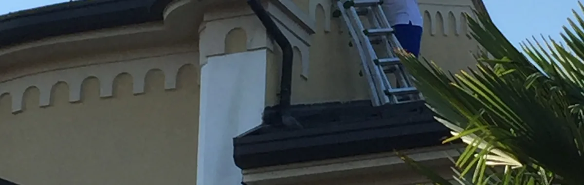 Risanamento copertura e rivestimento edificio sacro