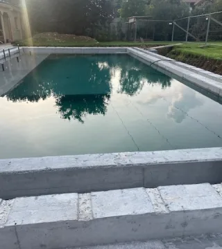 Piscina in vasca bianca Corbetta - immagine gallery 16