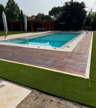 Piscina in vasca bianca Corbetta - immagine gallery 13